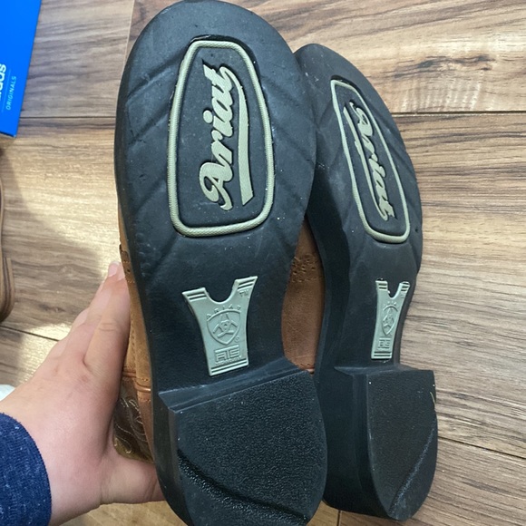 Ariat Boot - Picture 6 of 9